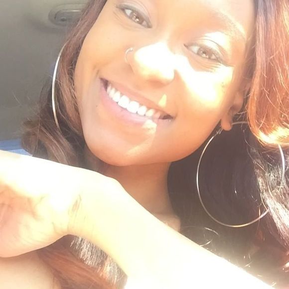 Meet your Posher, Nene - Picture 1 of 1